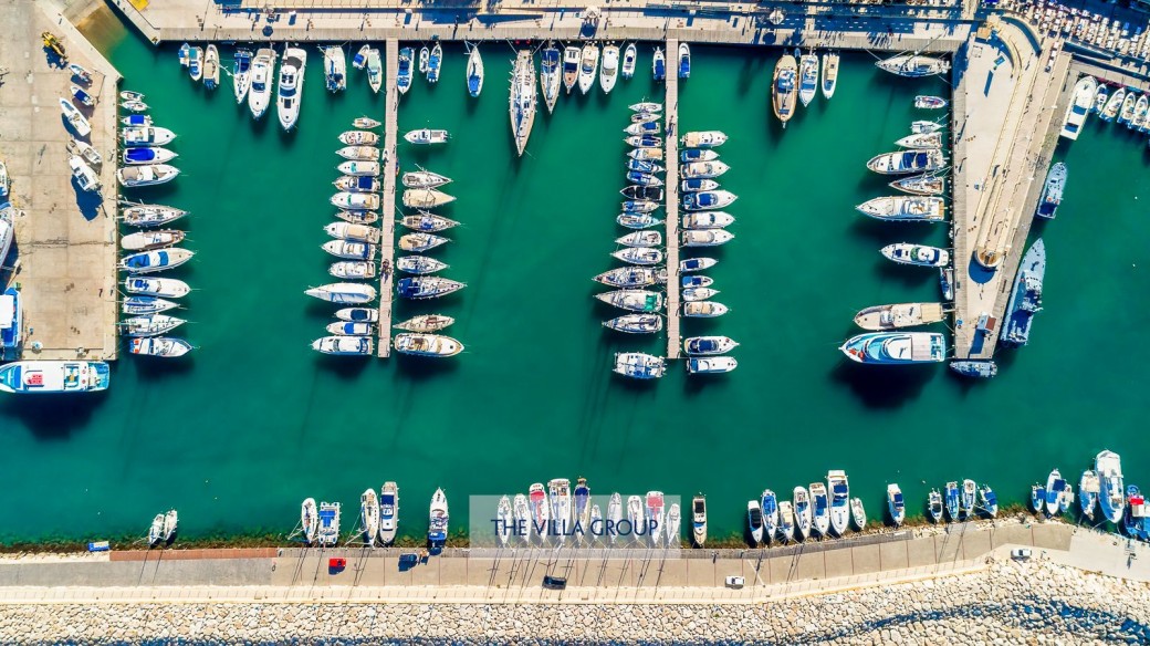 Birds eye view of the harbour