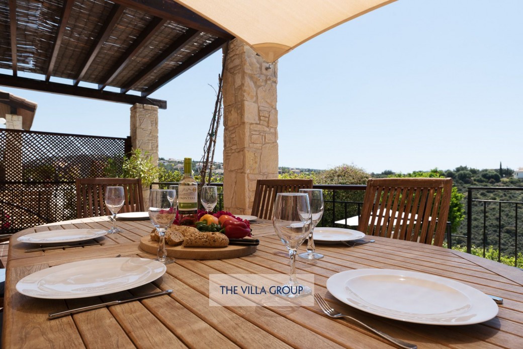 Al-fresco dining