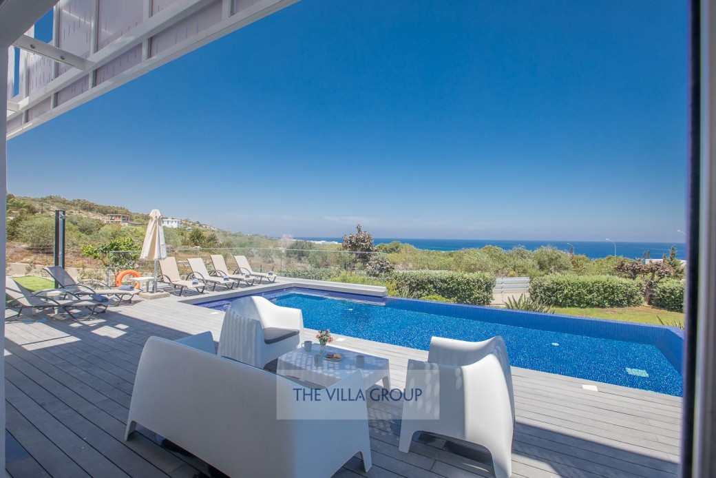 Heated swimming pool (see rental rates)