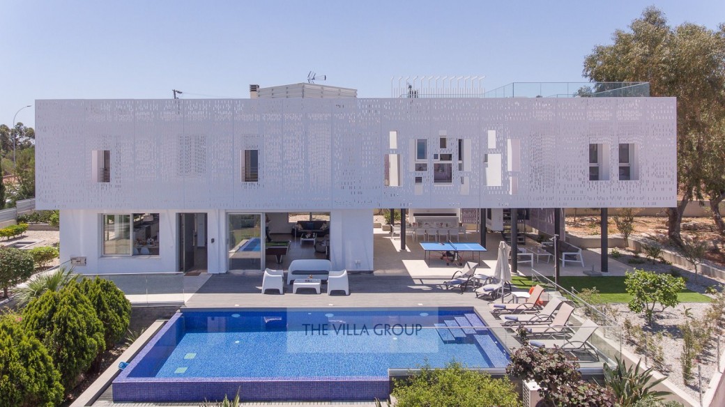 Modern villa