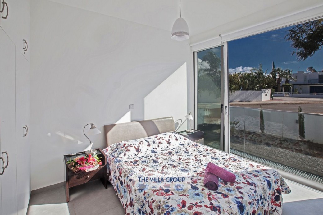 Ground floor double bedroom