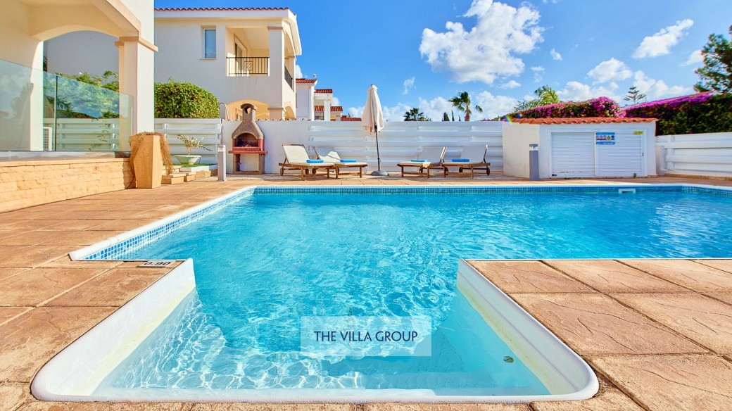 8m x 4m swimming pool