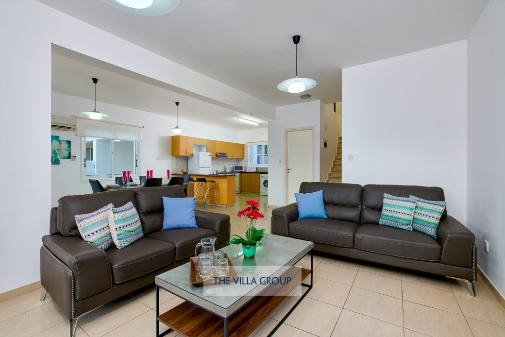 Open plan living, dining and kitchen