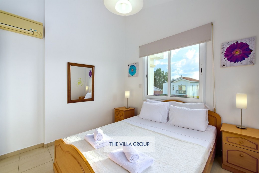 Air conditioning units fitted with electric timer switches