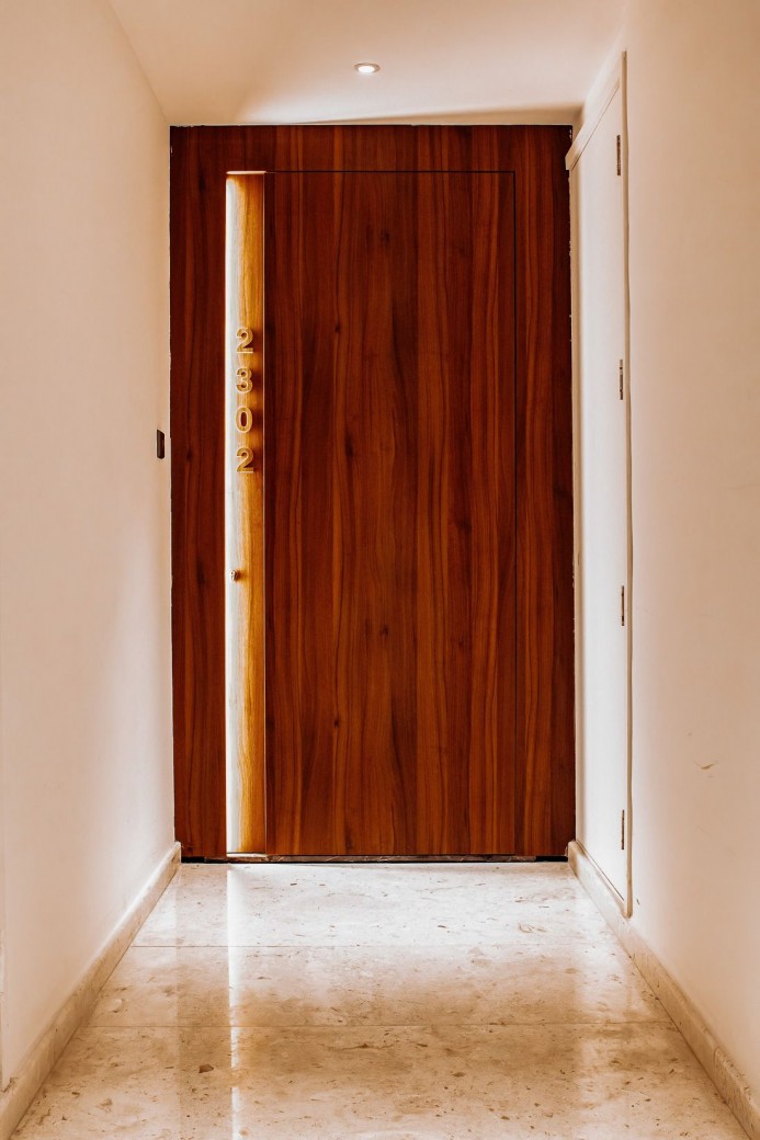 Apartment located on the 23rd floor