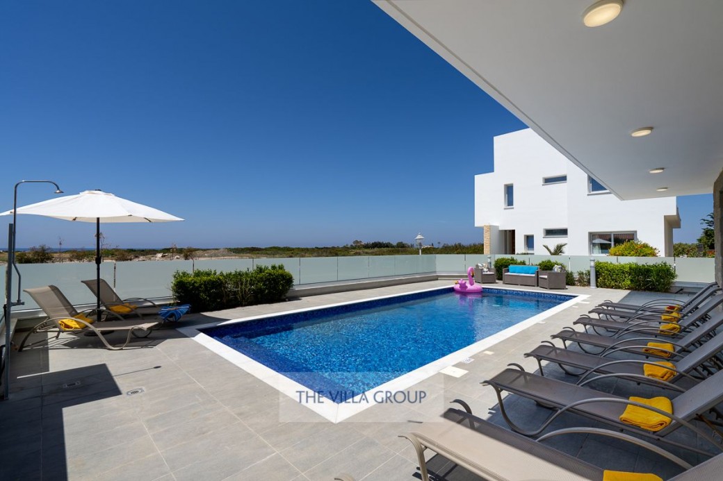 4m x 10m swimming pool with walk-in steps 