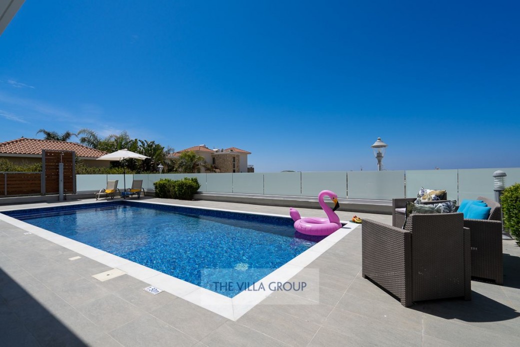 Pool depths of 1m to 1.5m