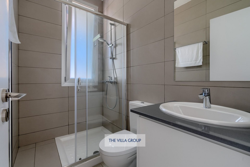 En-suite shower room