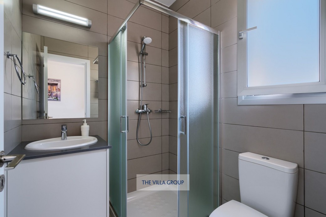 En-suite shower room
