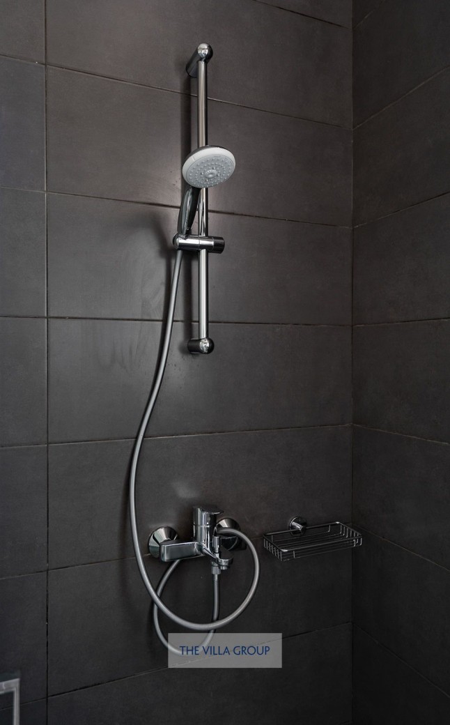 En-suite shower room