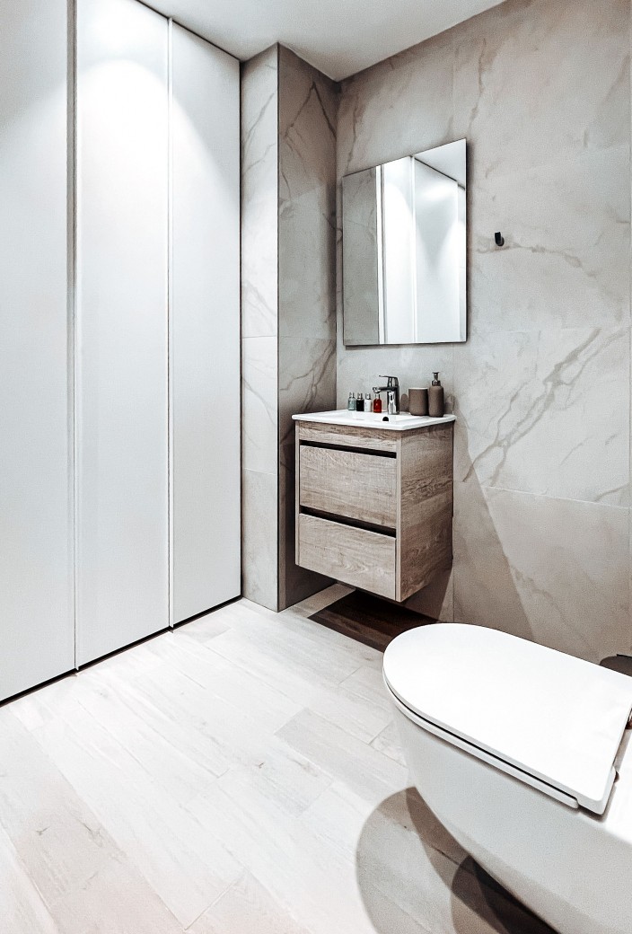Both bedrooms have an en-suite shower