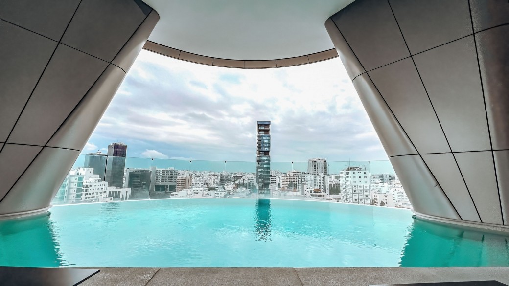 Swimming Pool: Take a refreshing dip in the building's pool
