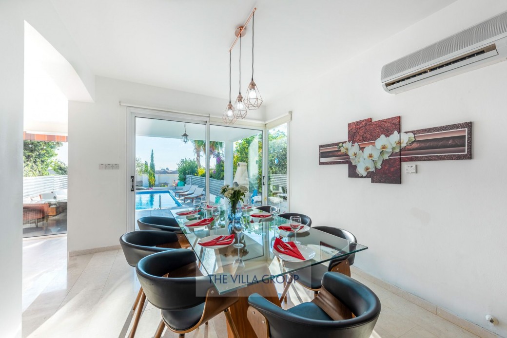 Formal dining table