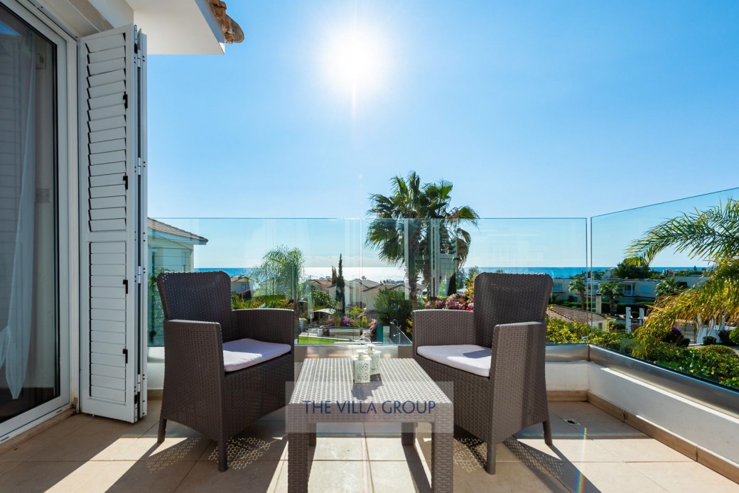 Furnished balcony