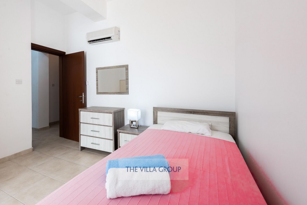 Single bedroom