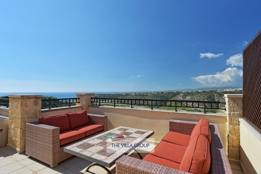 Furnished upper terrace offering stunning views