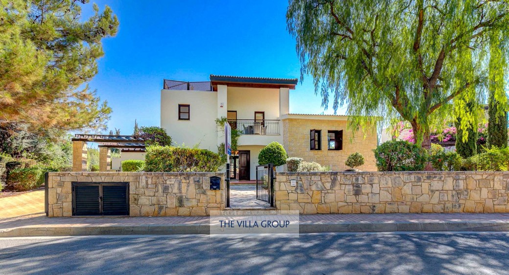 3 bedroom villa located on Aphrodite Hills Resort