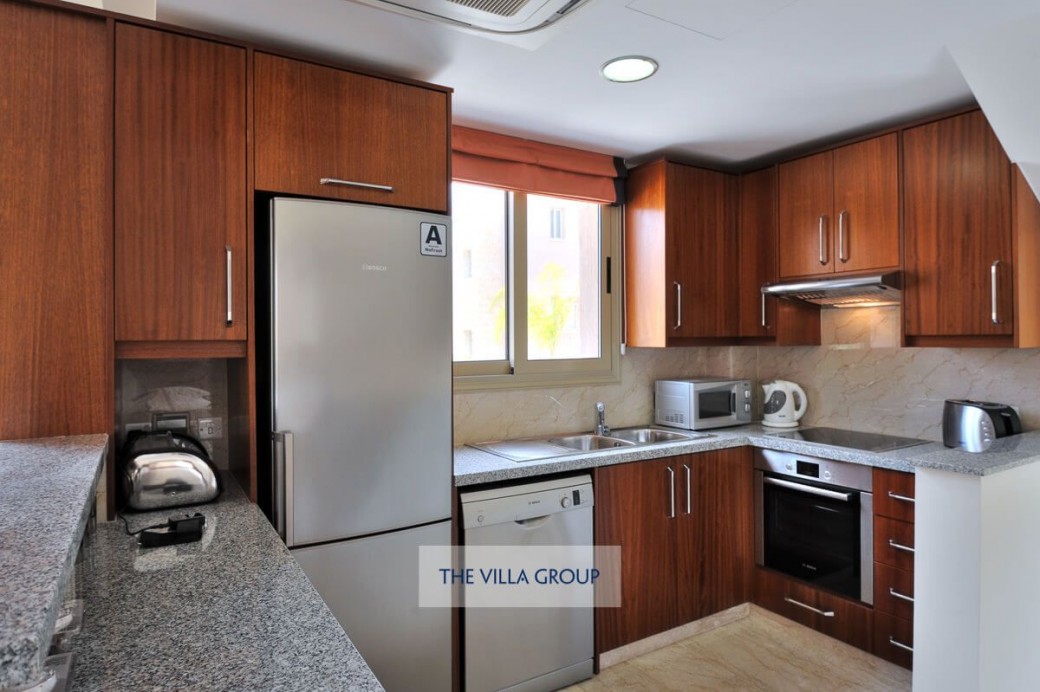 Fully fitted kitchen with modern appliances