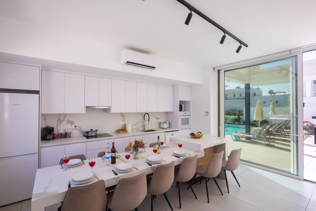 Kitchen and dining area