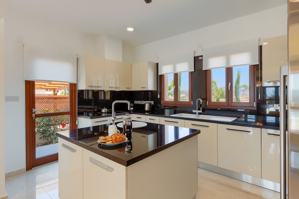 Fully fitted kitchen with modern appliances