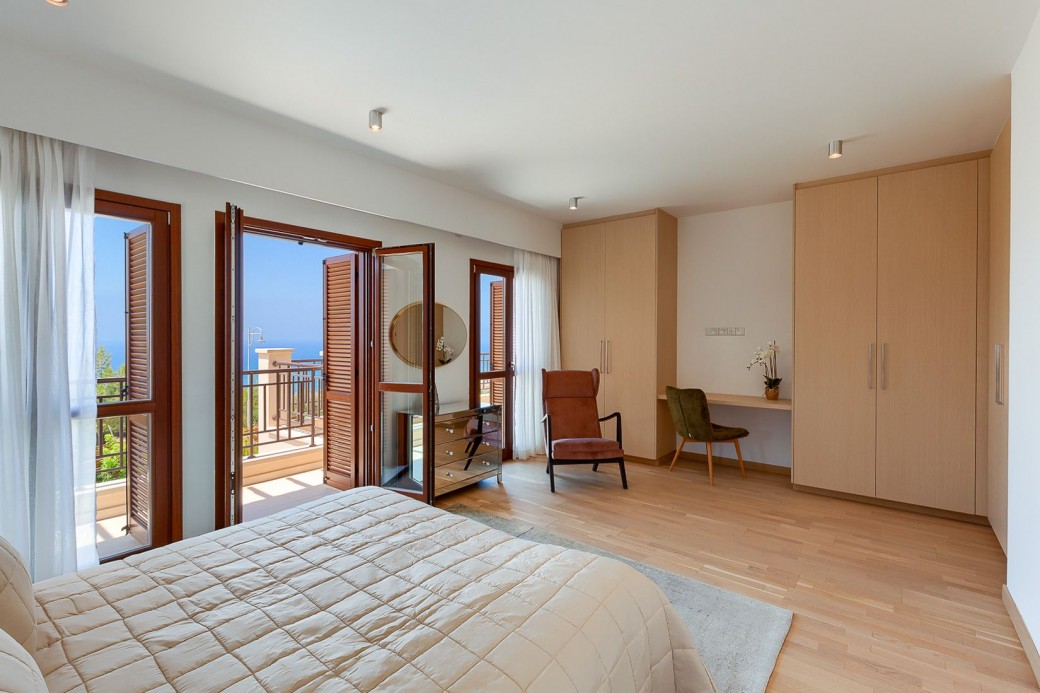 Spacious bedrooms