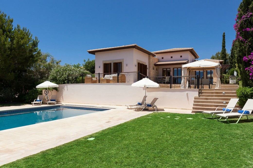 3 bedroom villa located on the Eastern Plateau of the resort