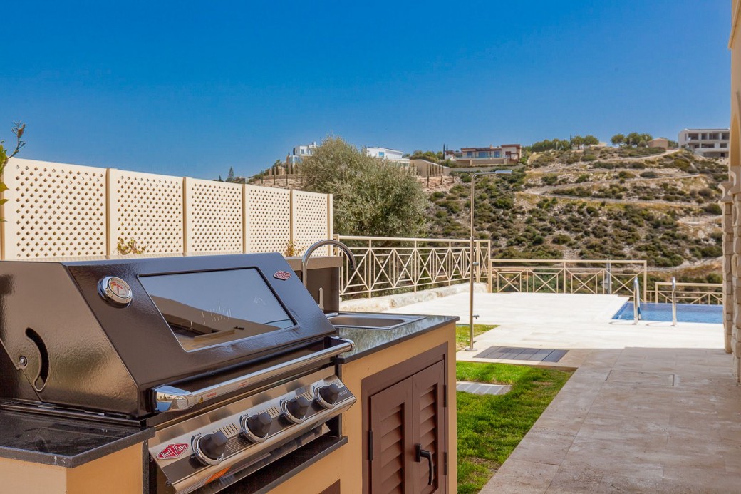 Cyprus Villa 639171