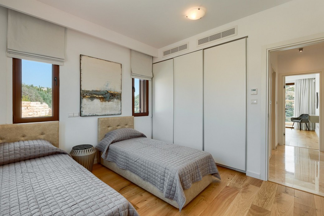 Cyprus Villa 639171