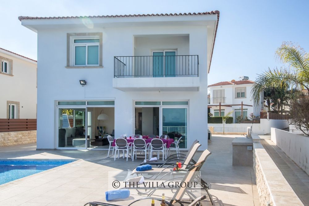 The villa is located within walking distance to beaches and amenities