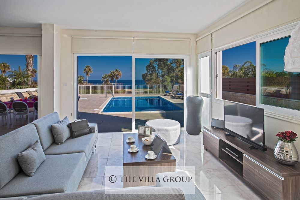 Views from the living area onto the swimming pool 