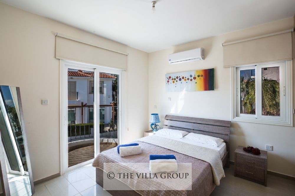 Upstairs double bedroom 