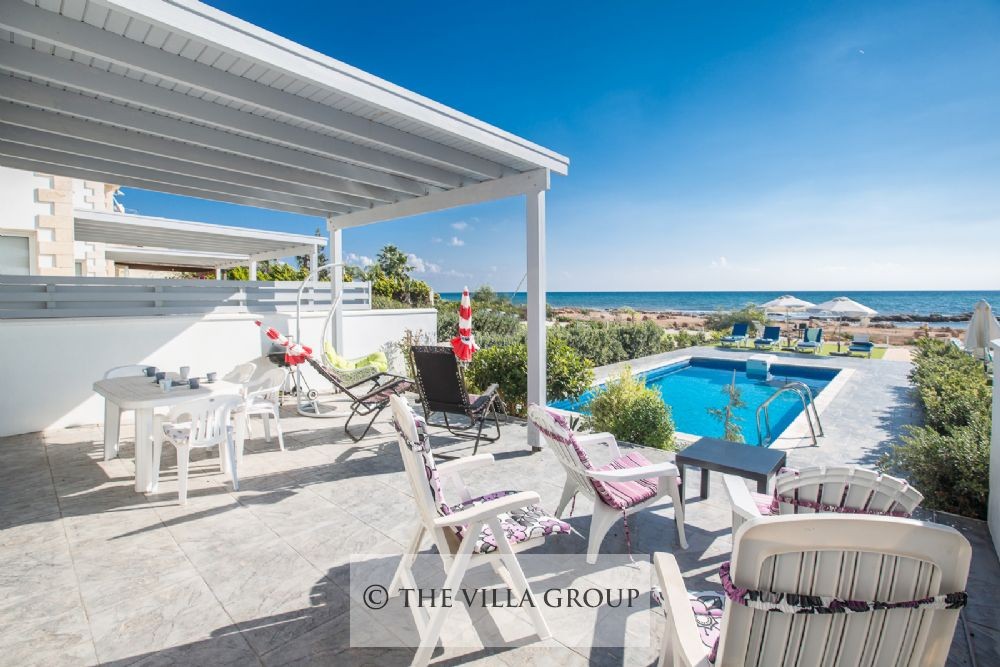Terrace with pergola and patio table