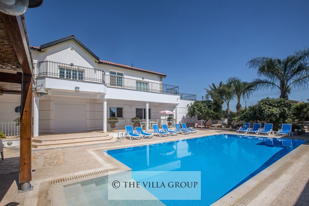 Generous outdoor areas for relaxing and al fresco dining