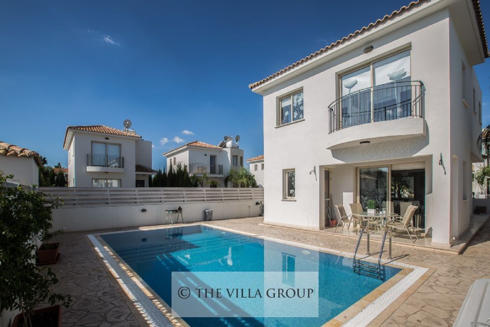 Swimming pool area with direct access to the villa