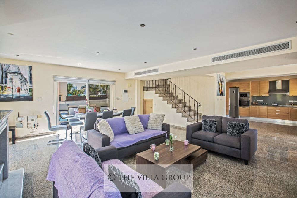 Open plan living, dining and kitchen area