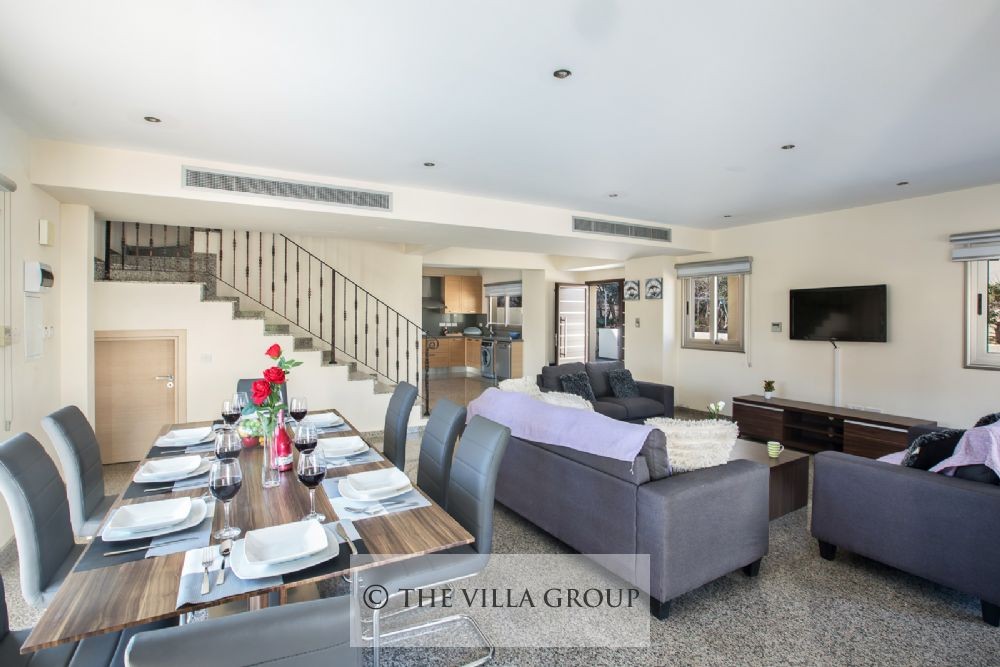 Dining table for 8 people