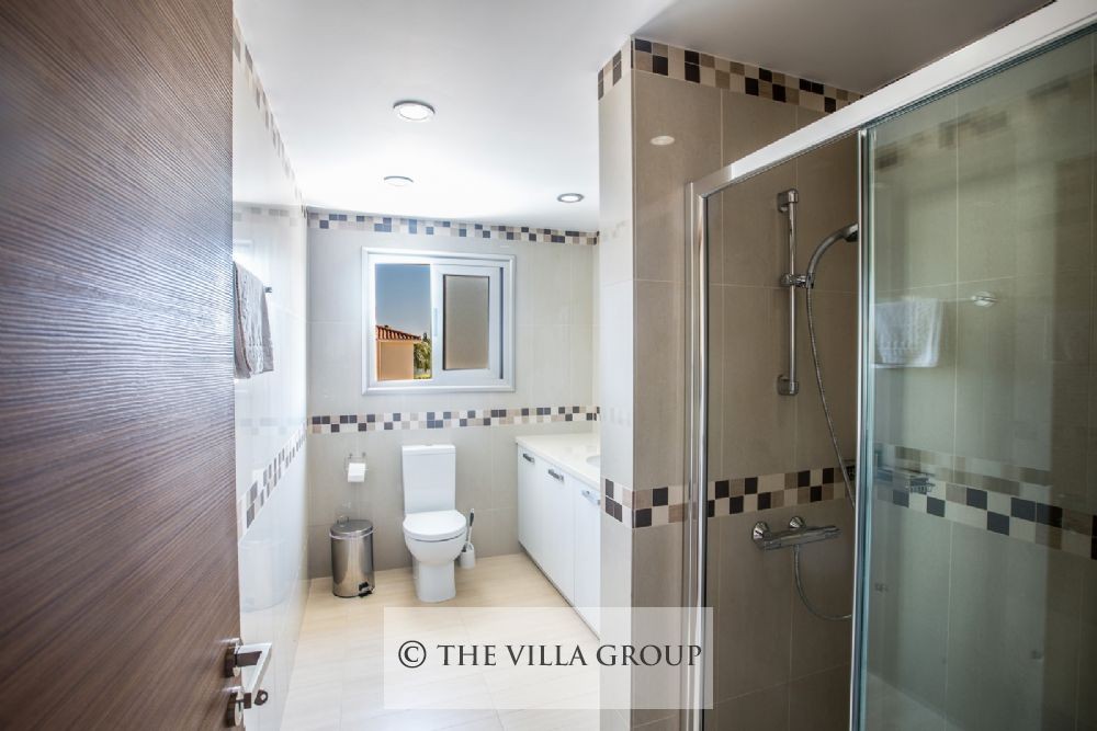 En suite shower room