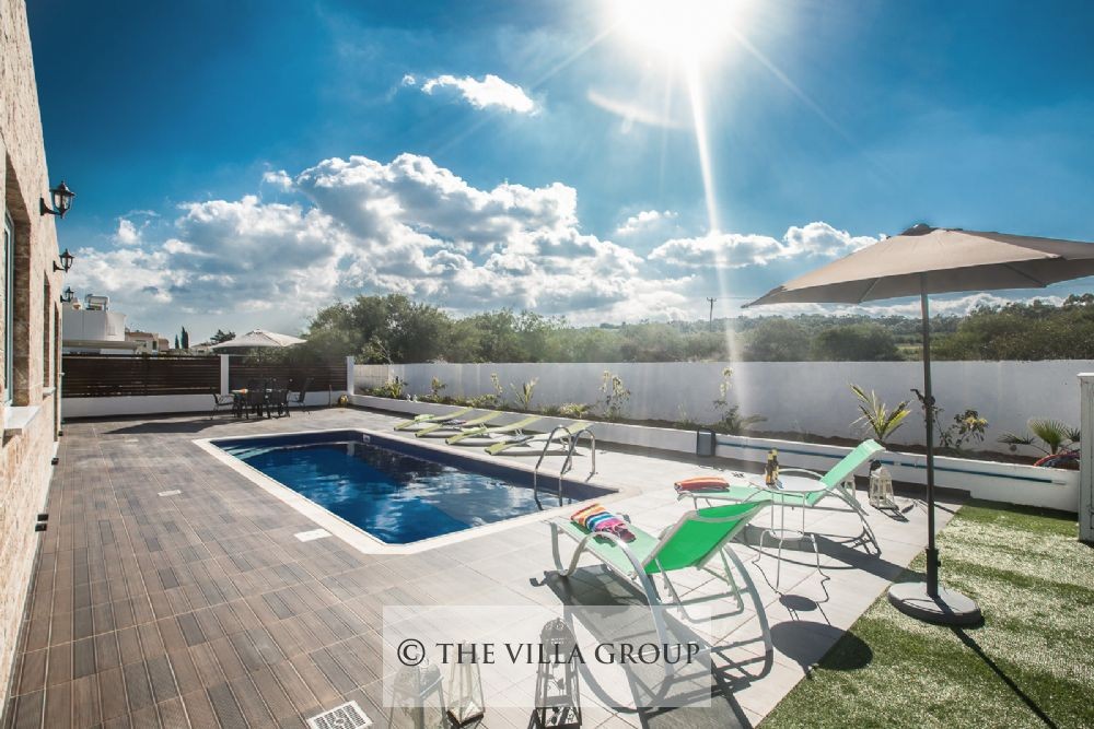 Beautiful 3 bedroom villa with private swimming pool