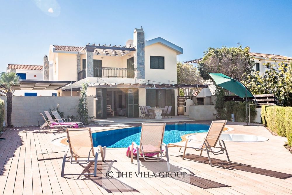 Perfect setting to relax and enjoy the weather