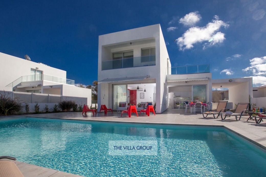 Modern 5-bedroom villa in a perfect location, just minutes walk from Protaras centre and beaches