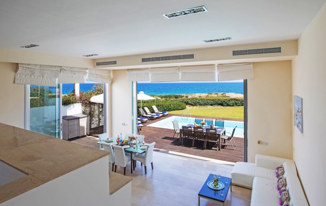 Open plan living, dining and kitchen areas