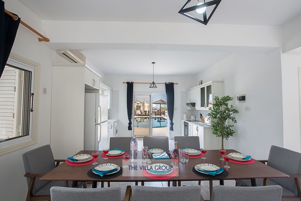 Dining table seating 8