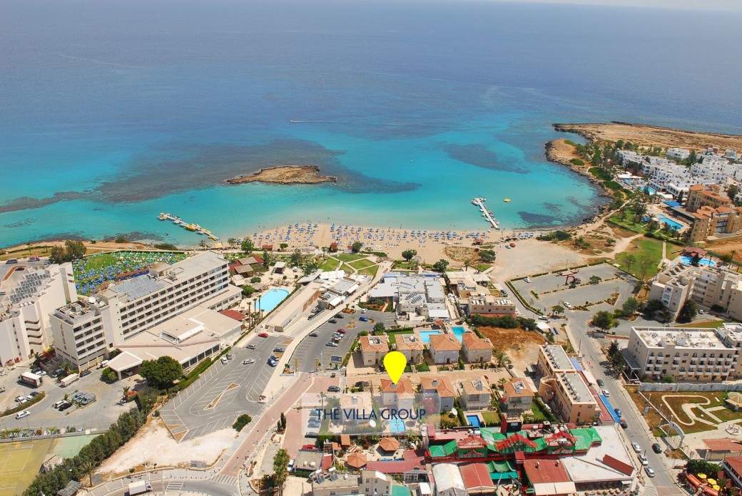 50m to Fig Tree Bay beach
