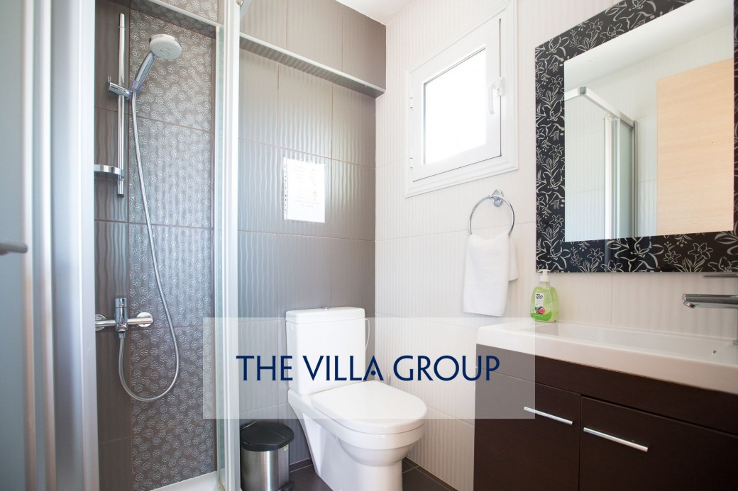 En-suite shower room