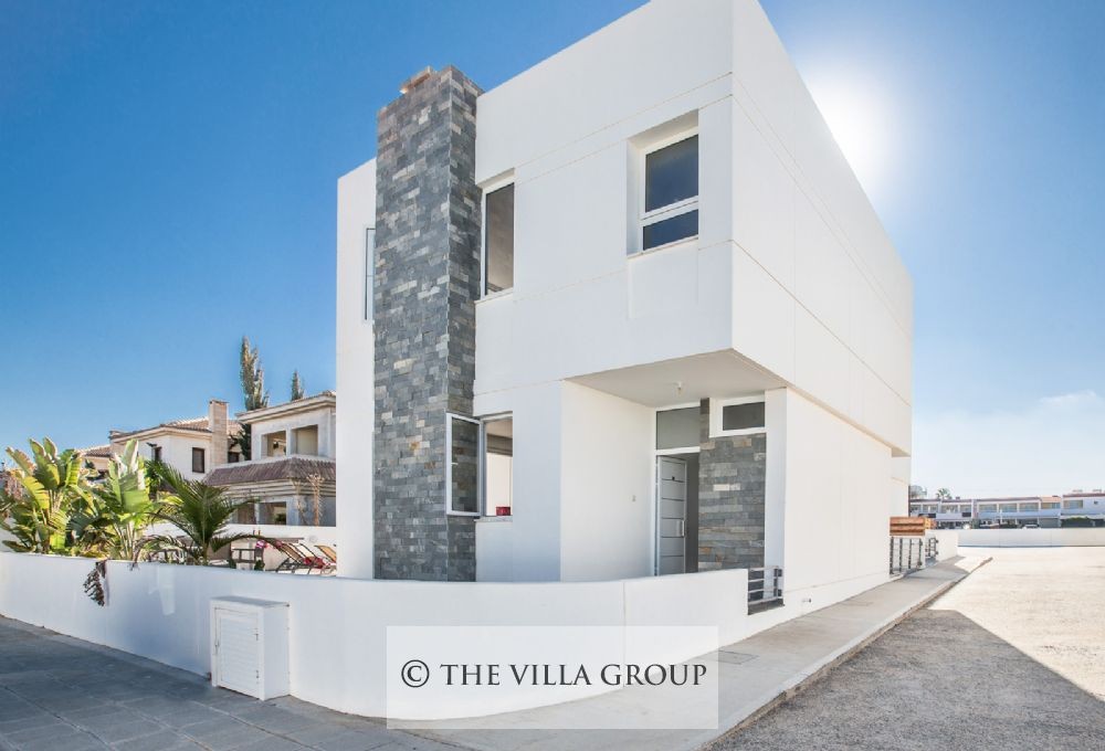 Entrance to the villa