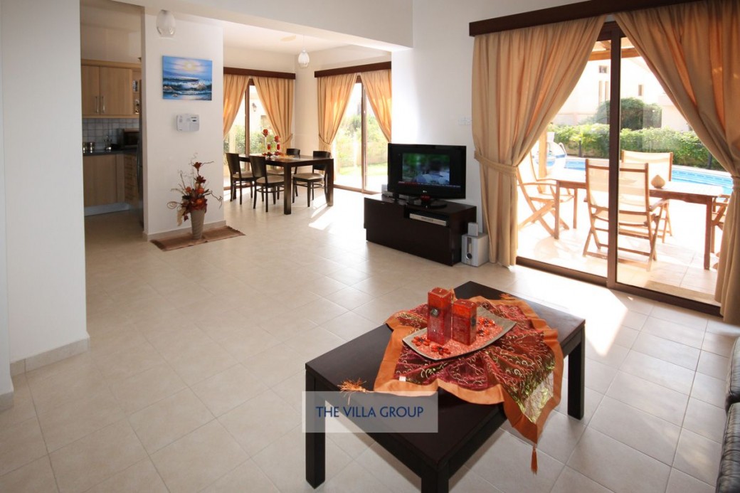 Open plan living, dining and kitchen area