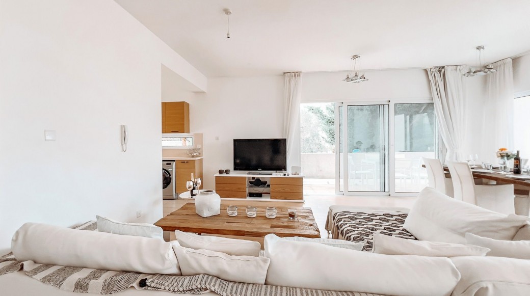 Open plan living, dining and kitchen areas