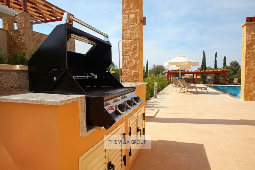 Barbecue for al-fresco dining