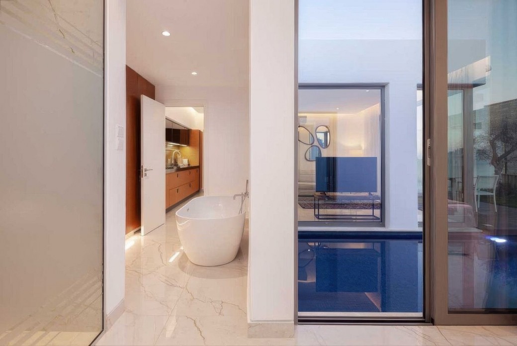 Promises intimacy and serenity