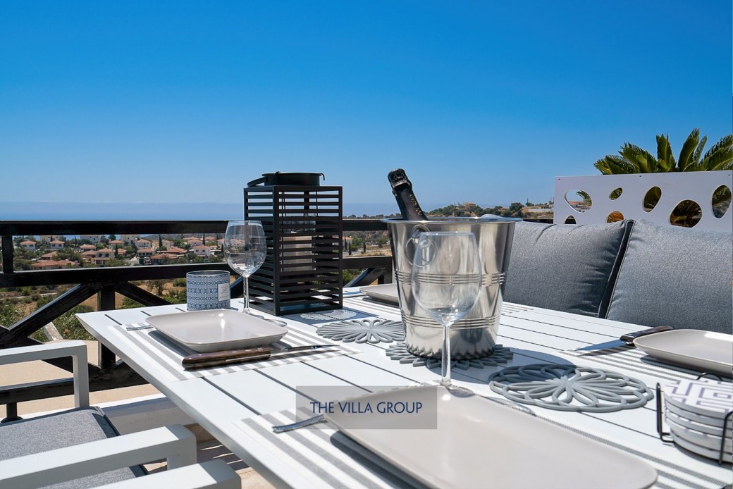 Furnished terrace